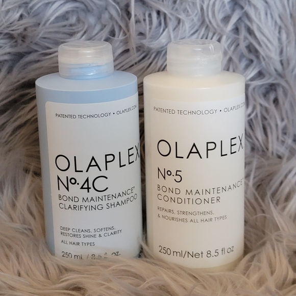 Olaplex N°.4C and N°.5 I Clairifying, Bond Maintenance Shampoo and Condi… - Picture 1 of 6